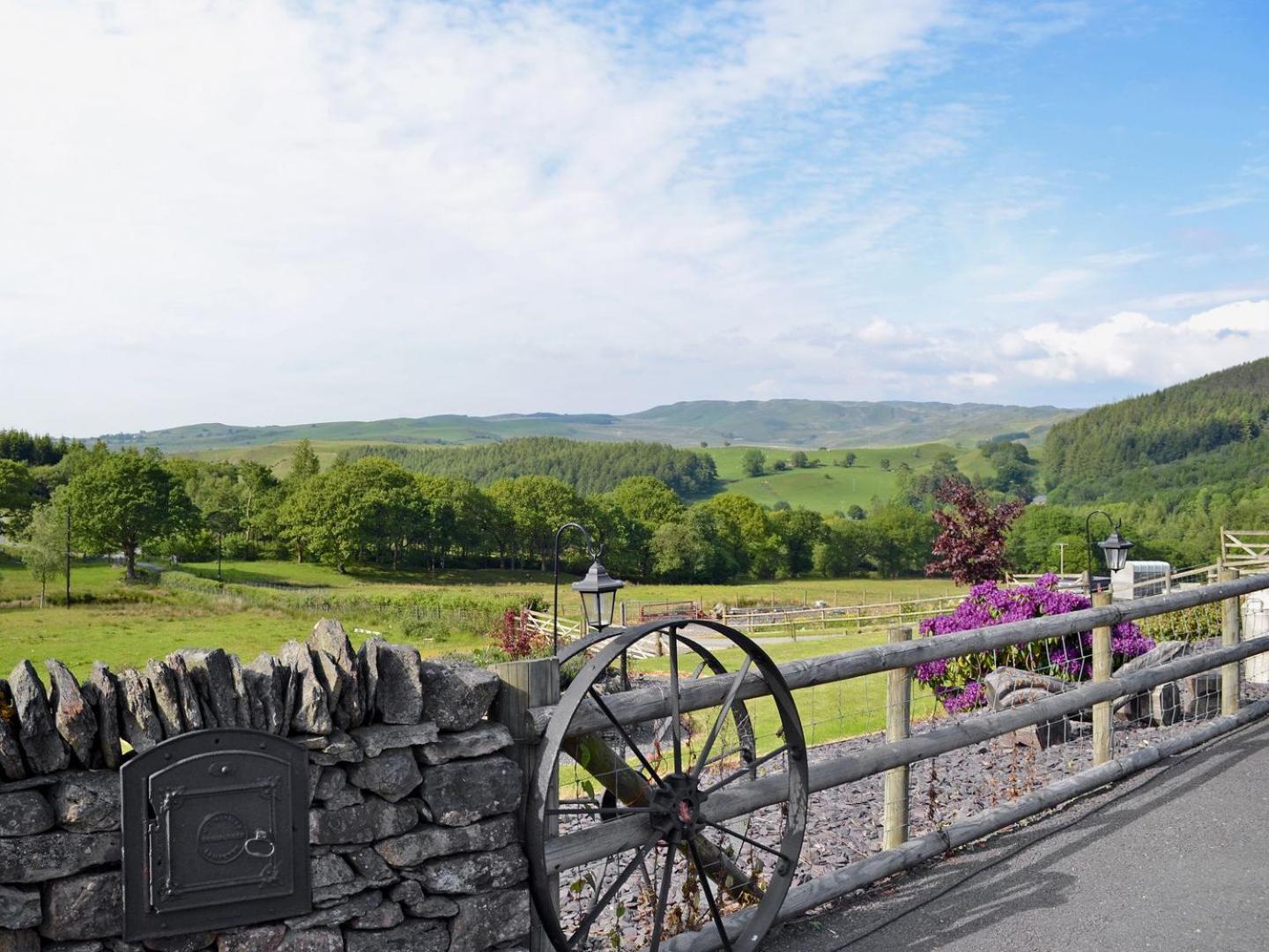 Awel Y Mynydd - Mountain Breeze Vila Strata Florida Exterior foto